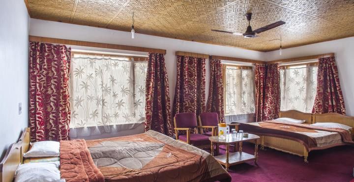 Hotel Season Palace Srīnagar Zewnętrze zdjęcie